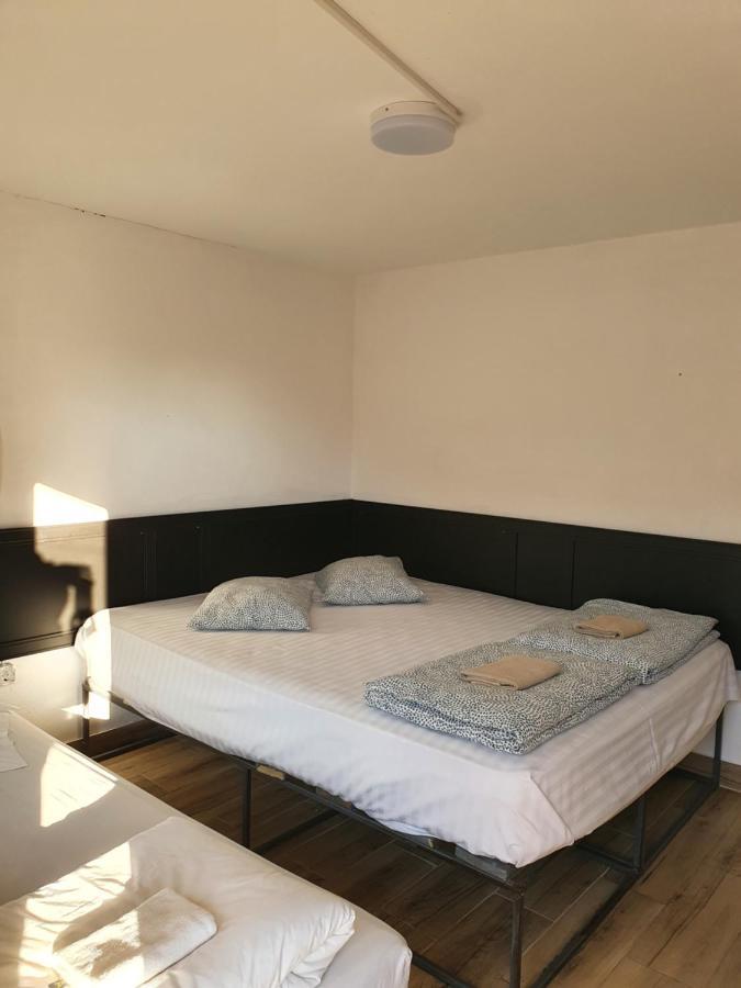Nord Poshtel Hostel Bucharest Exterior photo